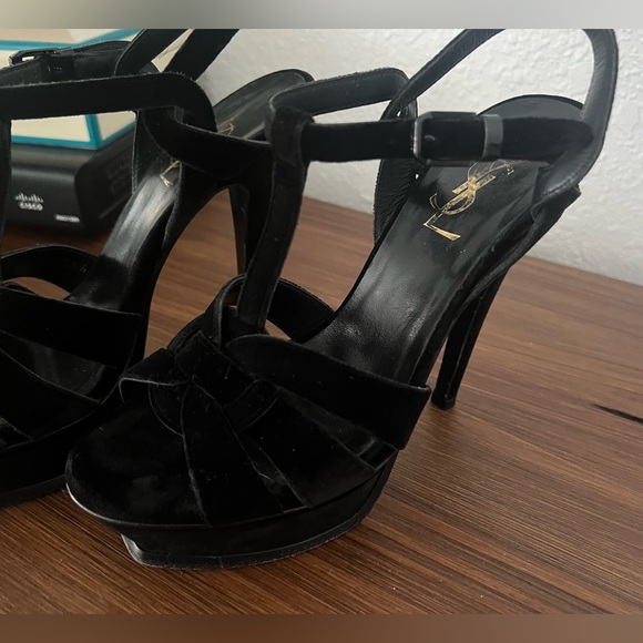 YSL SAINT LAURENT BLACK VELVET 105 TRIBUTE PLATFORM SANDALS SIZE 37.5/7.5 - Picture 5 of 16